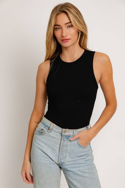 ROUND NECK SLEEVELESS BODYSUIT: LT PINK / M