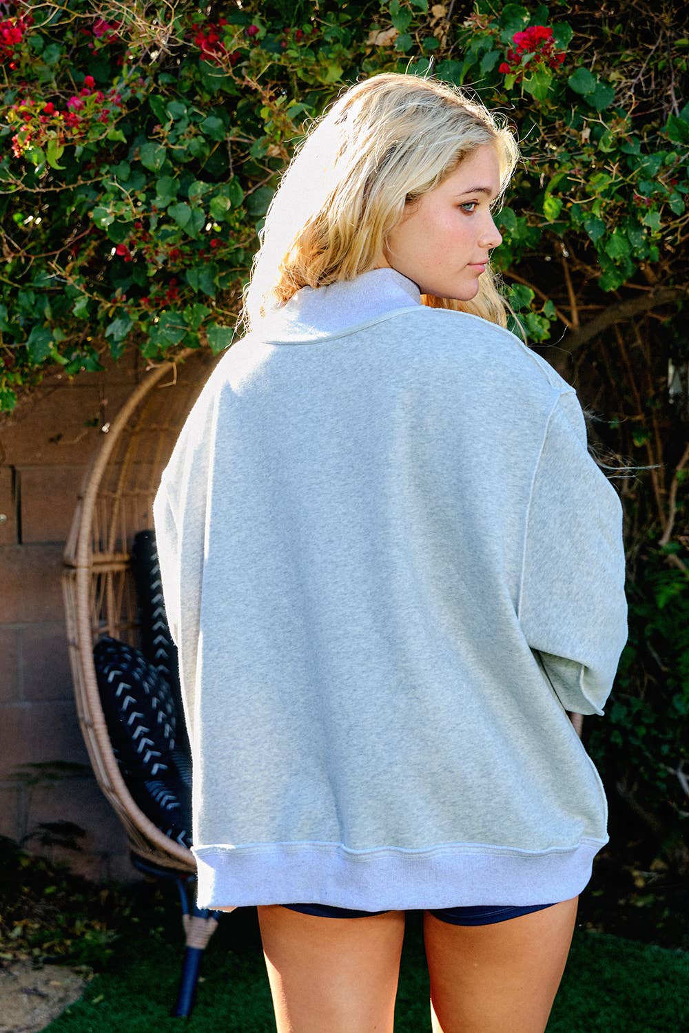 IT2594 'PILATES & YOGA' Print Reversible Mockneck Sweatshirt: Ash grey/Brown / S/M-L/XL (3-3)