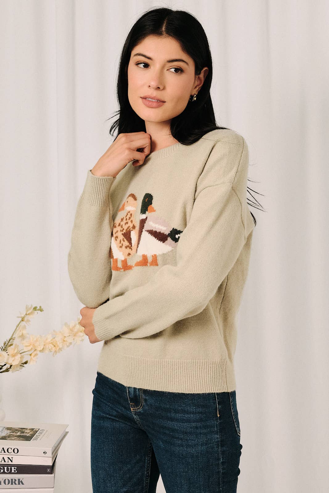 Round Neck Mallard Duck Graphic Long Sleeve Knit Sweater: LAVENDER / M