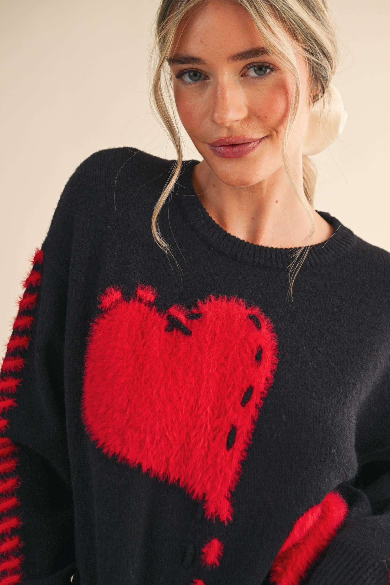 FUZZY HEART KNIT SWEATER WITH WHIP STITCH MSW10990: Red / L