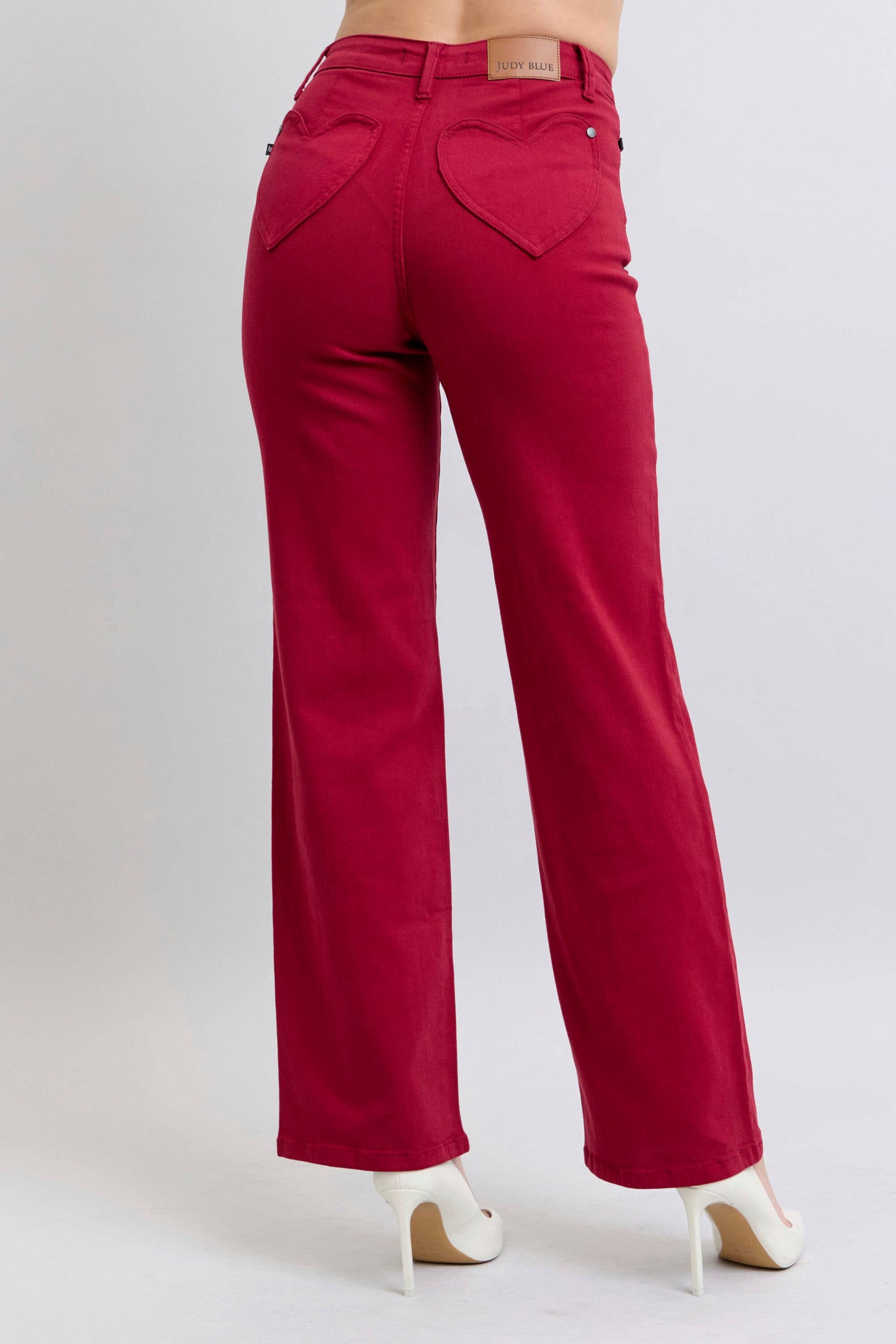 Heart Shaped Back Pockets High Waisted 90's Straight: Scarlet / 5(27)