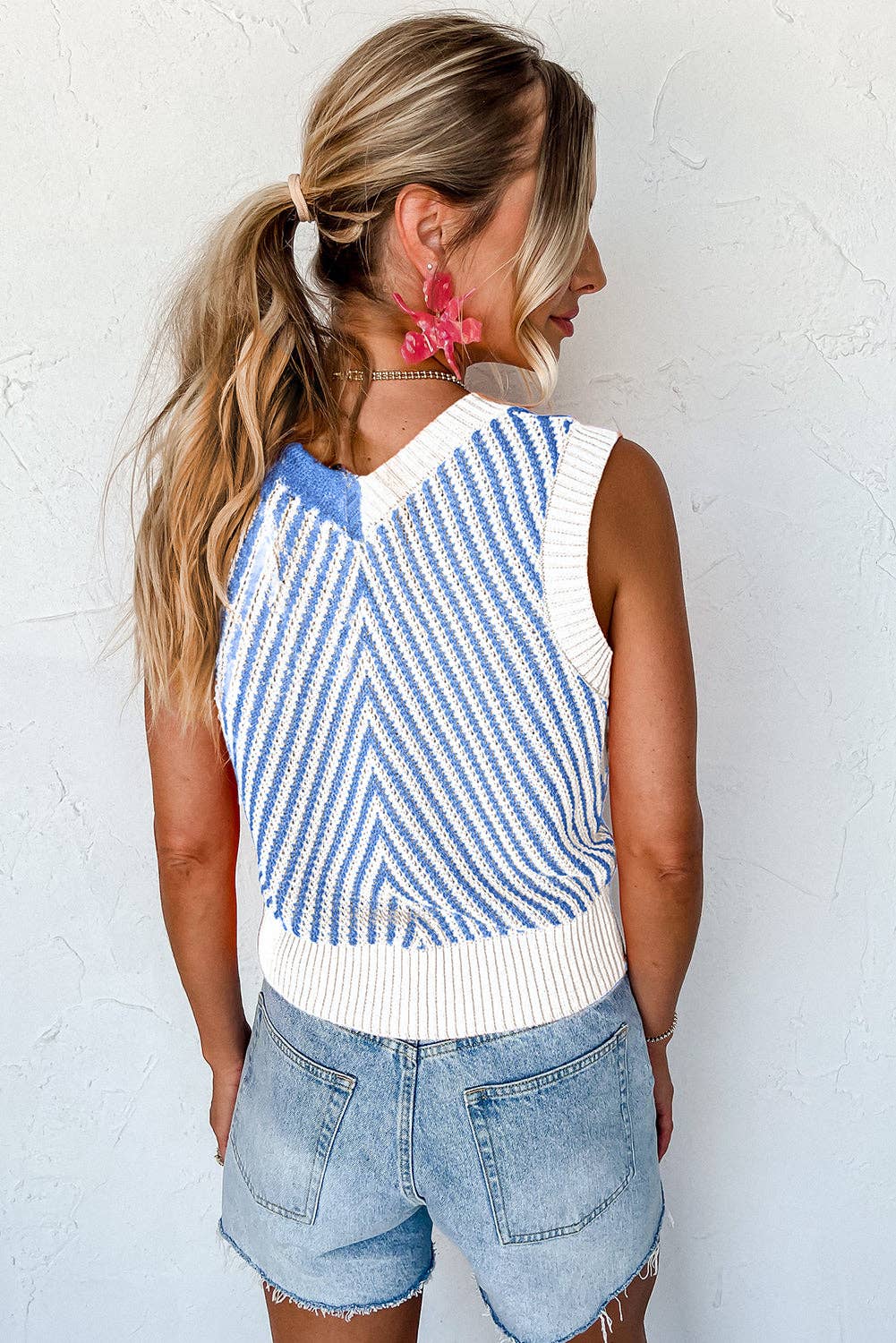 Strawberry Pink Contrast Chevron Knit V Neck Sweater Vest: Strawberry Pink / 100%Viscose / M