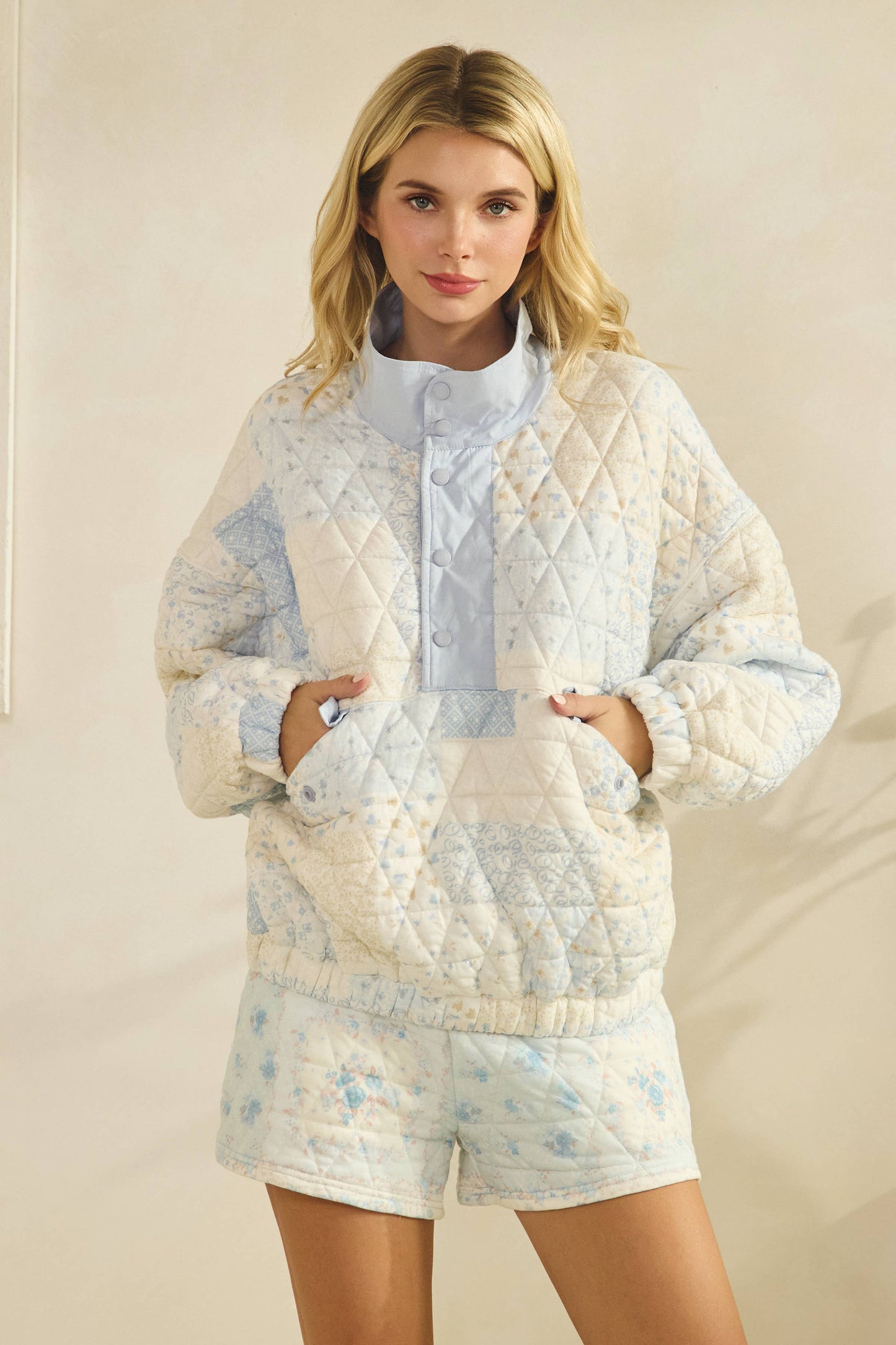 Textured Contrast printed Quarterzip Sweater: Pink Combo / L