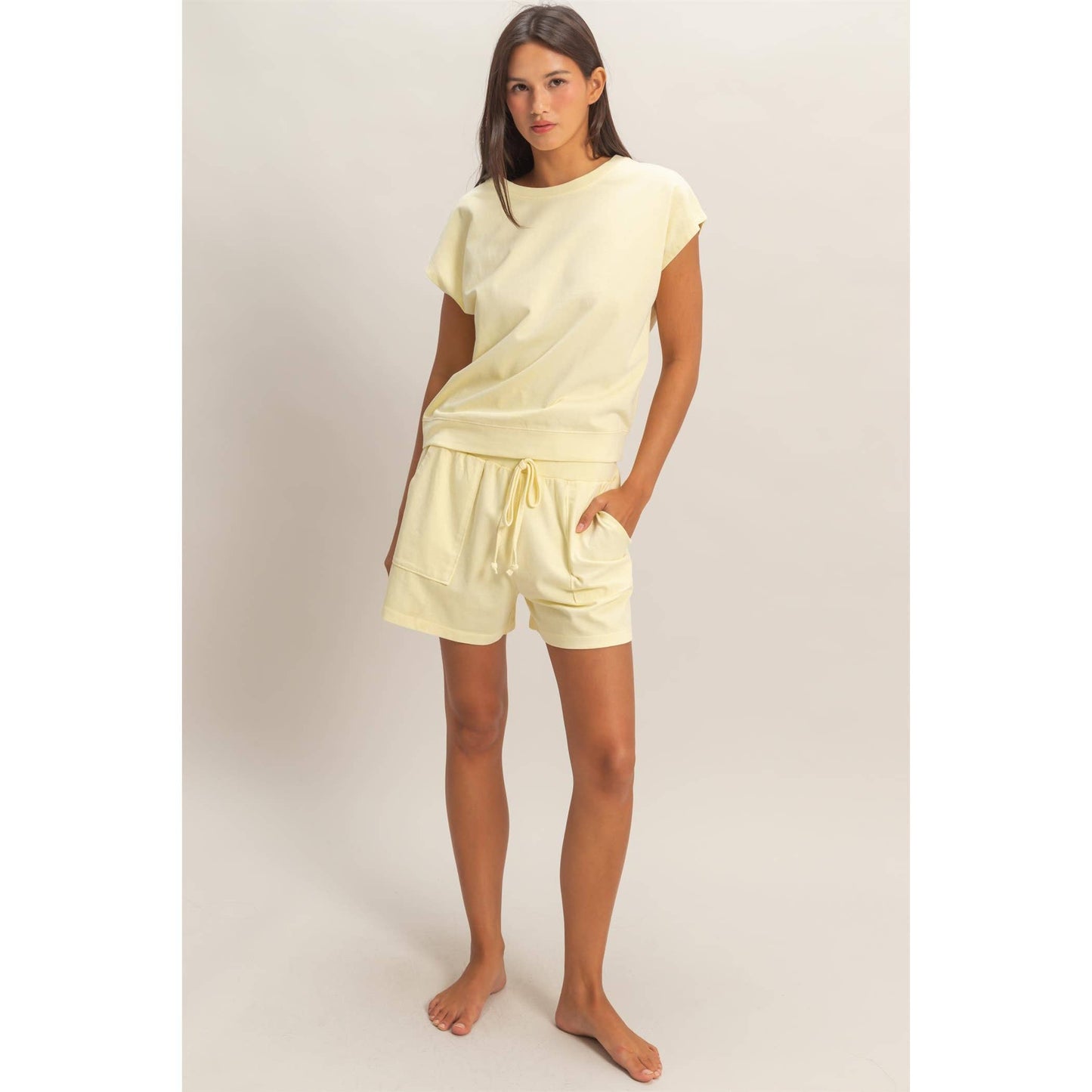 Sleeveless Crew Neck Top and Shorts Set: BLACK / S-M-L(2-2-2)