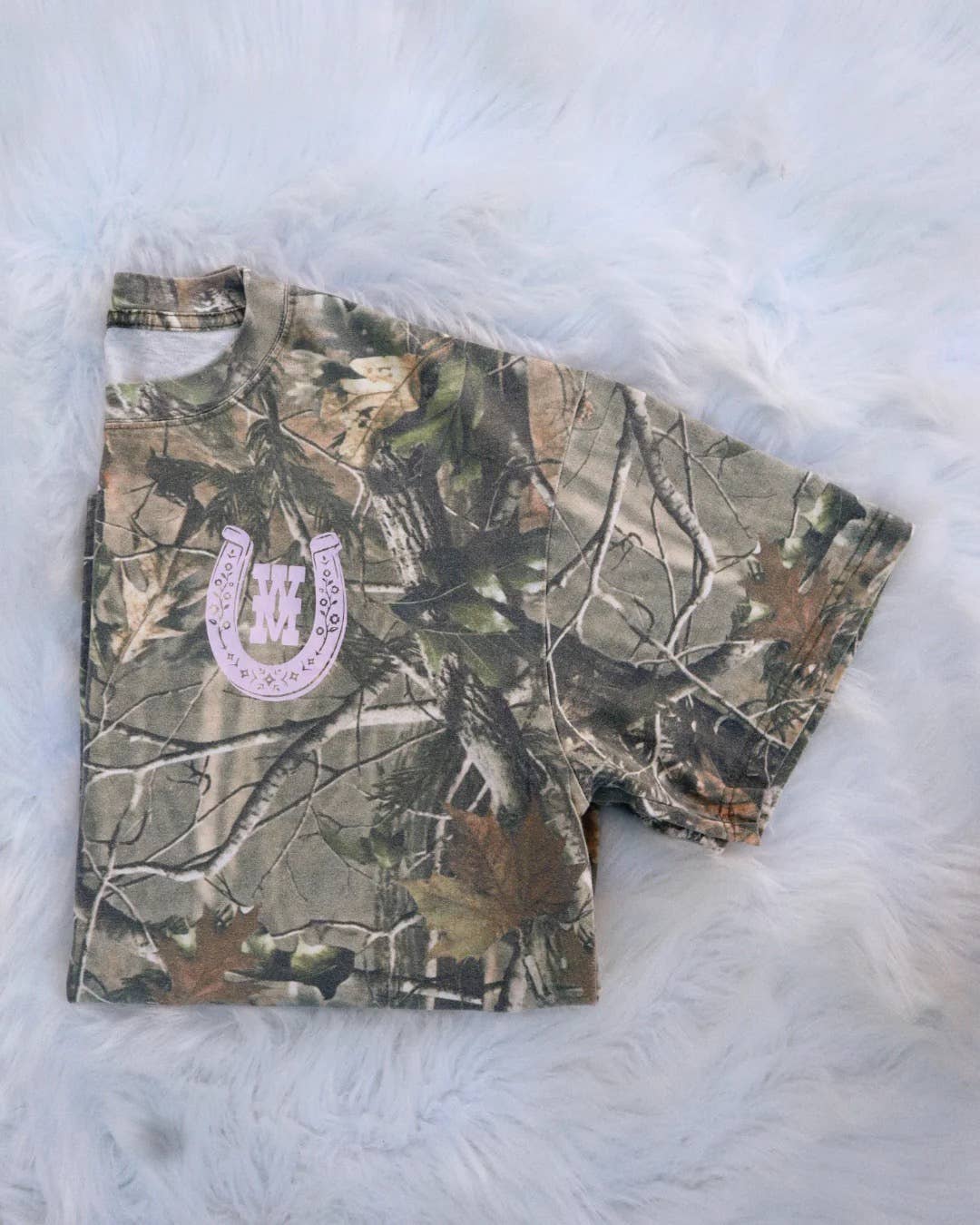 90's Country Kinda Heart Camo Tee: M