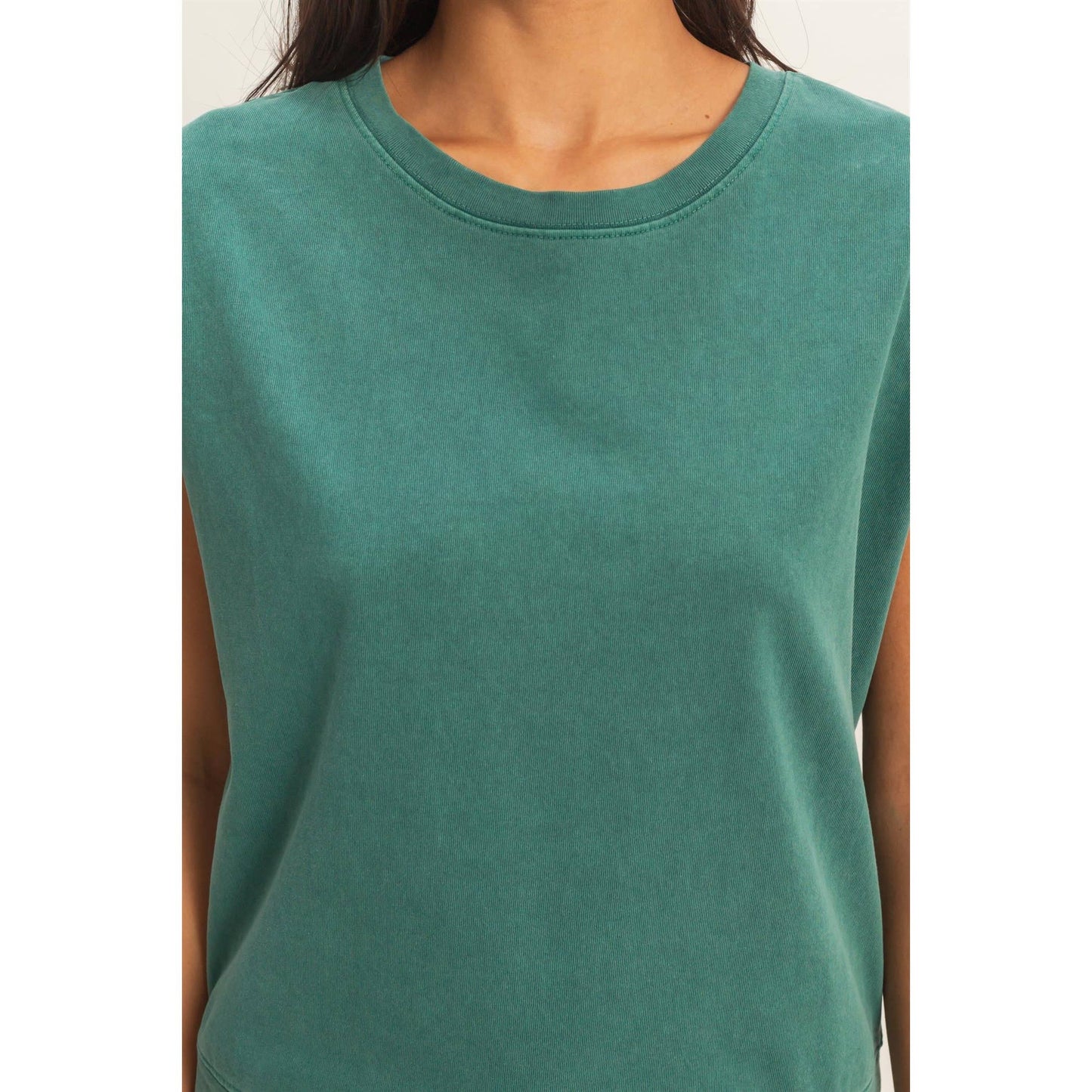 Sleeveless Crew Neck Top and Shorts Set: BLACK / S-M-L(2-2-2)