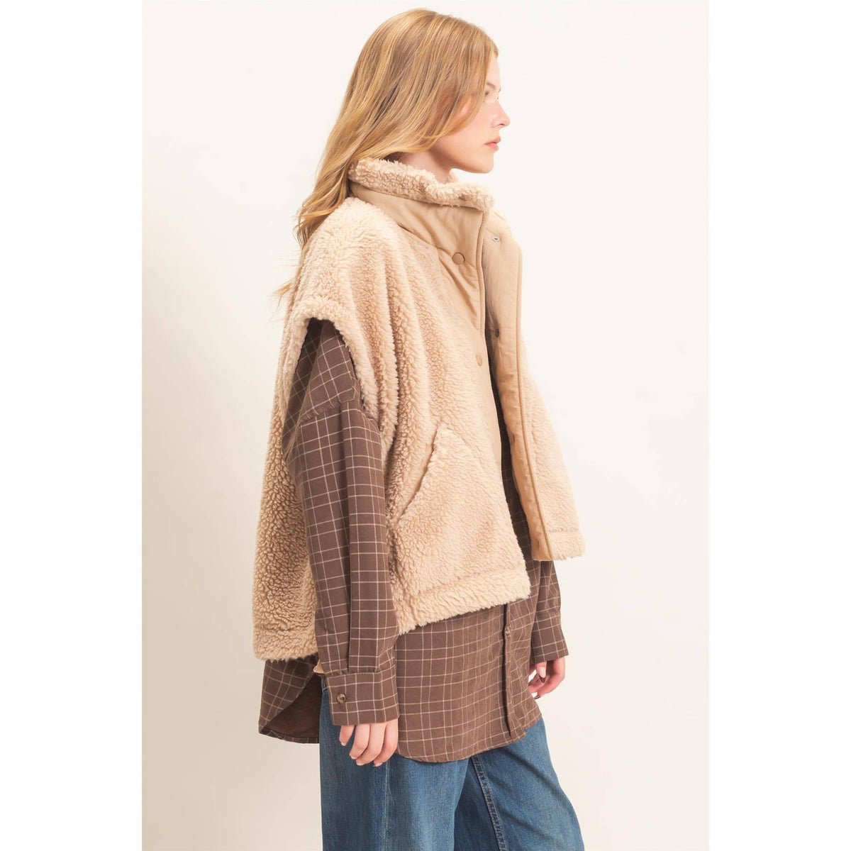 Sherpa Vest With Snap Closure: OLIVE / S-M-L(2-2-2)