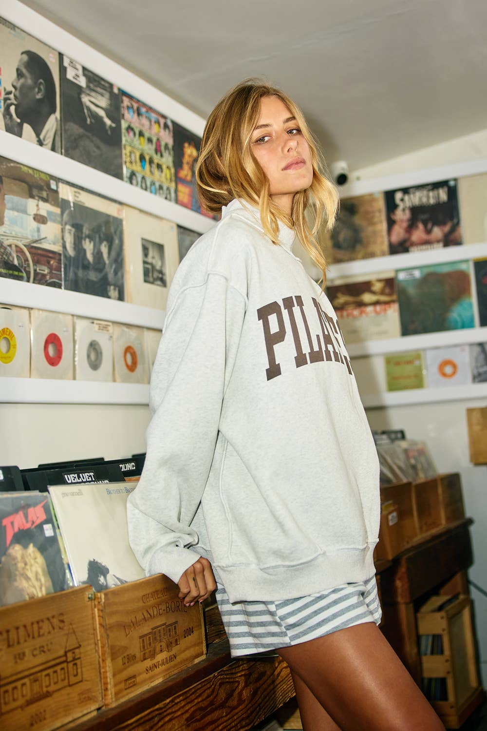 IT2594 'PILATES & YOGA' Print Reversible Mockneck Sweatshirt: Ash grey/Brown / S/M-L/XL (3-3)