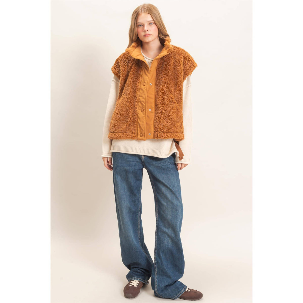Sherpa Vest With Snap Closure: OLIVE / S-M-L(2-2-2)