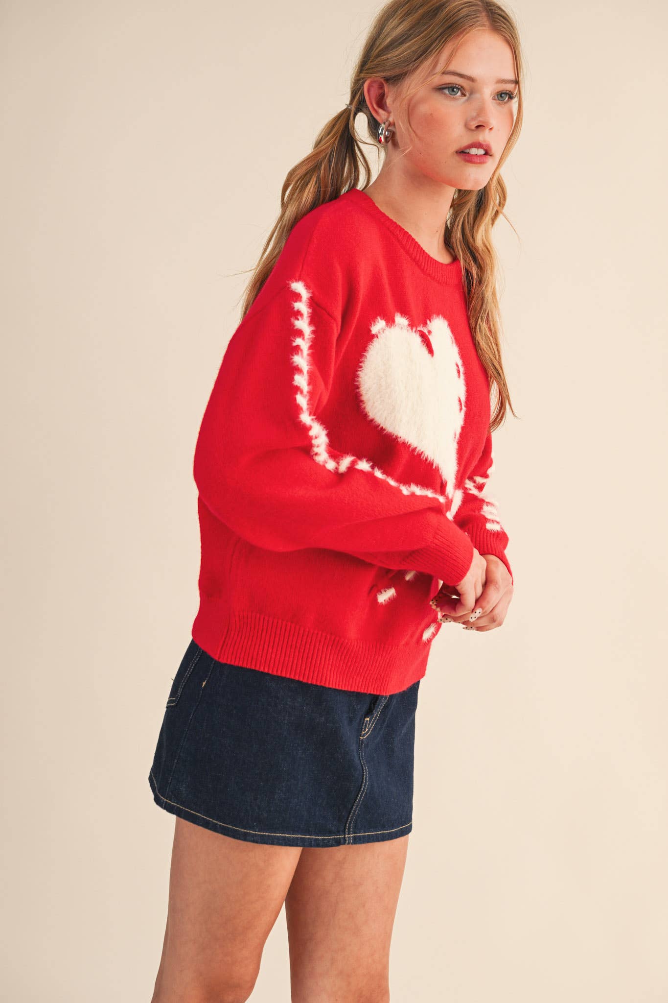 FUZZY HEART KNIT SWEATER WITH WHIP STITCH MSW10990: Red / S