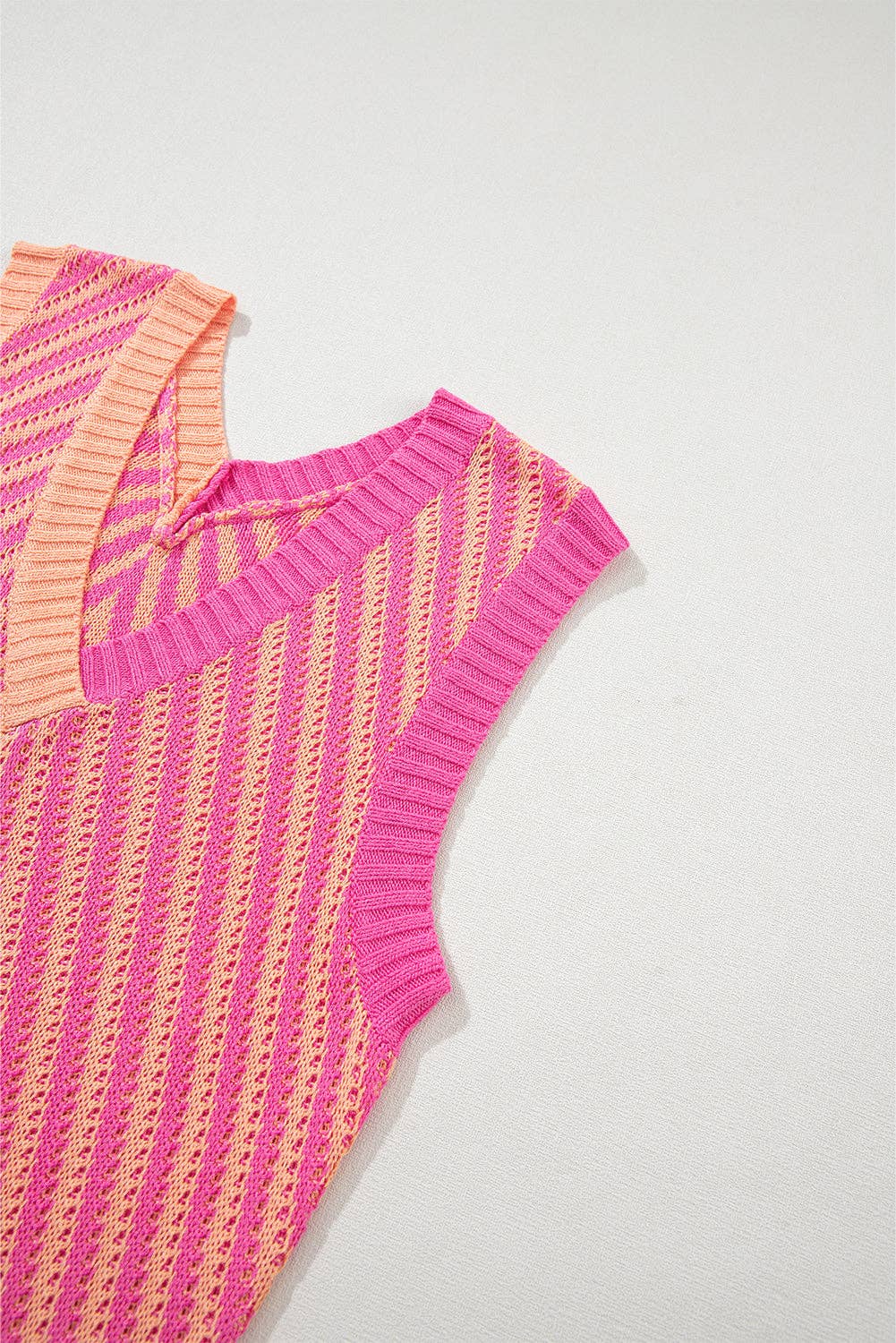 Strawberry Pink Contrast Chevron Knit V Neck Sweater Vest: Strawberry Pink / 100%Viscose / S