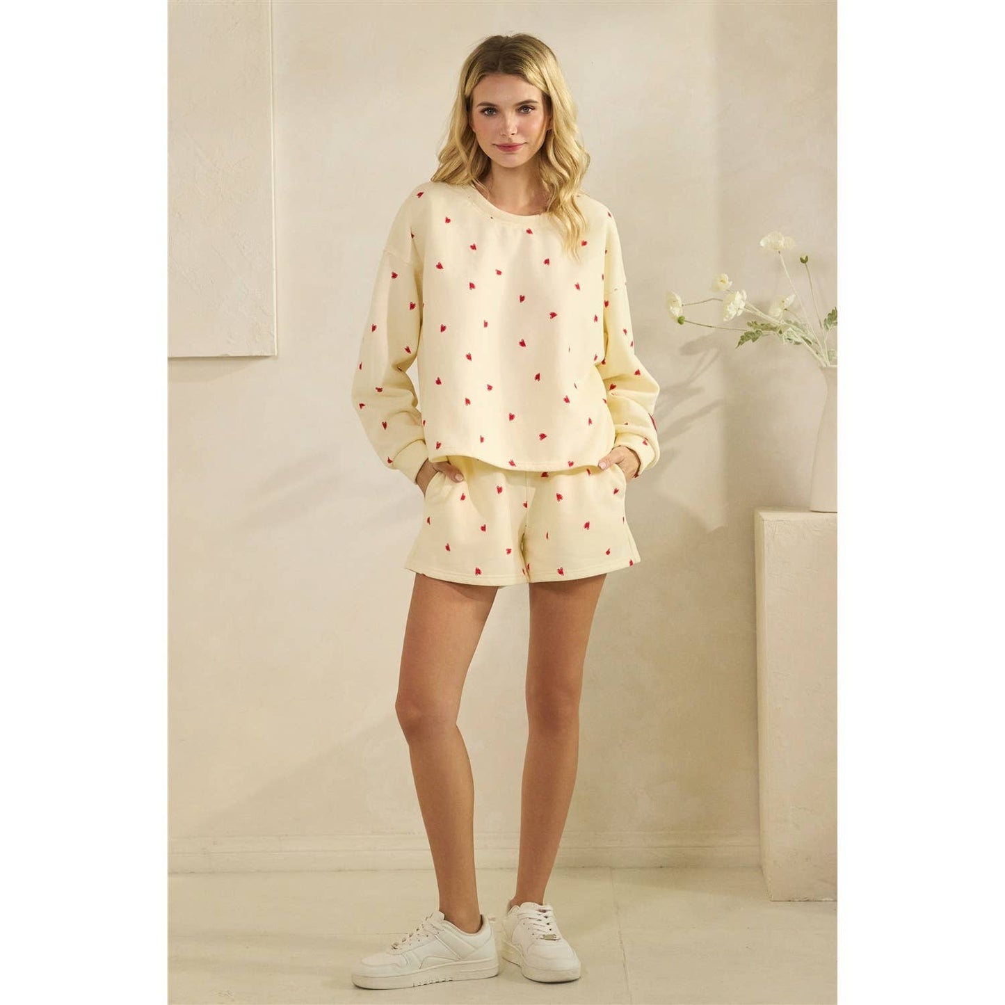 Printed Lounge Crewneck Sweatshirt: H. Grey/Red Heart / M