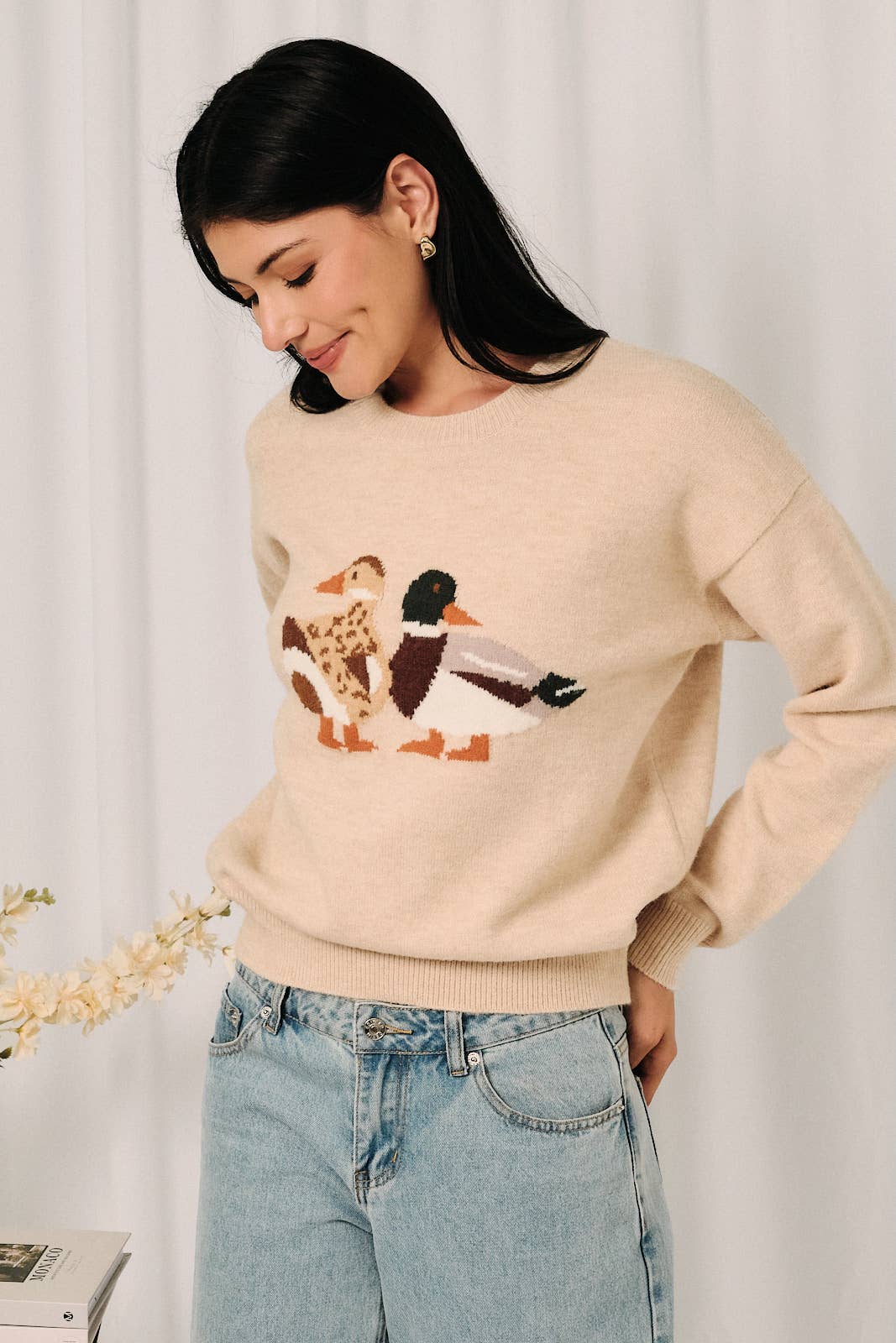 Round Neck Mallard Duck Graphic Long Sleeve Knit Sweater: LAVENDER / S