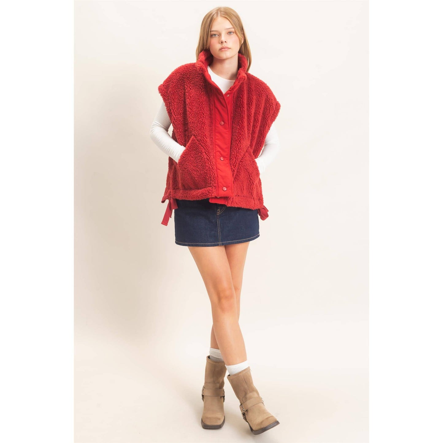 Sherpa Vest With Snap Closure: OLIVE / S-M-L(2-2-2)